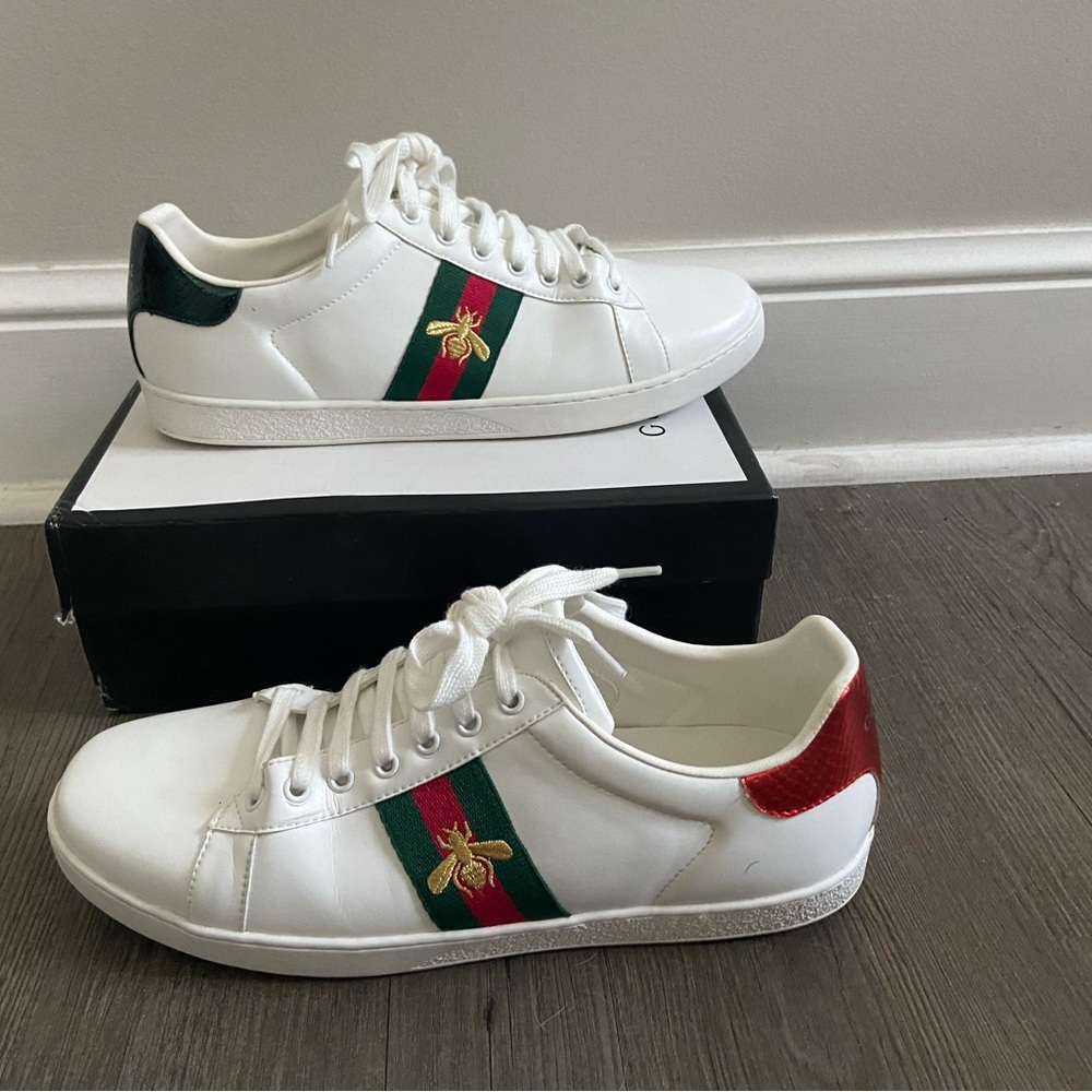 They were too big for me .. Hardly worn .. like new size 10.5